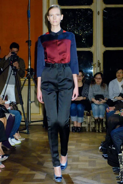Look 1
